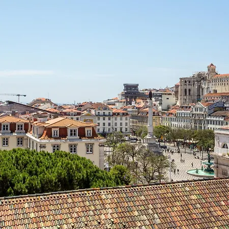 Joivy Flats Next To Rossio Square And Main Attractions *