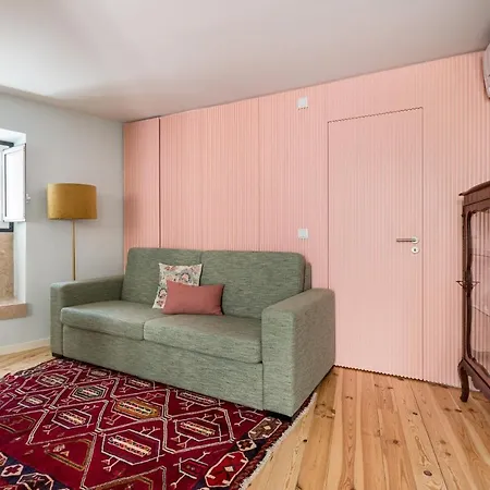 Joivy Flats Next To Rossio Square And Main Attractions Apartman