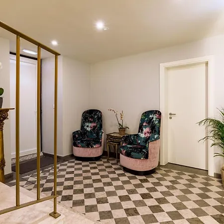 Joivy Flats Next To Rossio Square And Main Attractions *