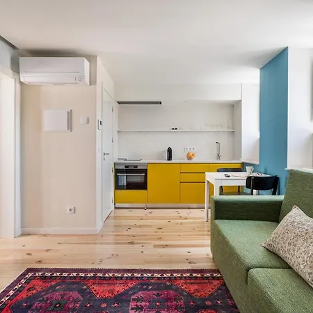 Joivy Flats Next To Rossio Square And Main Attractions