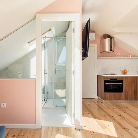 Joivy Flats Next To Rossio Square And Main Attractions