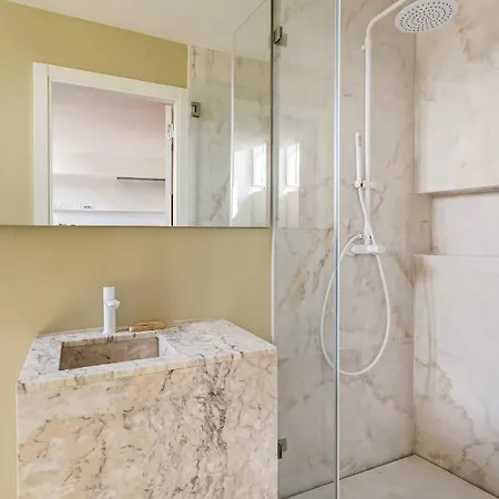 Joivy Flats Next To Rossio Square And Main Attractions Lisbon